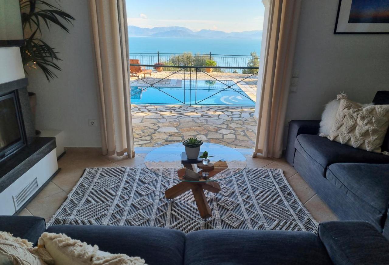 Villa Boukari Chlomos エクステリア 写真