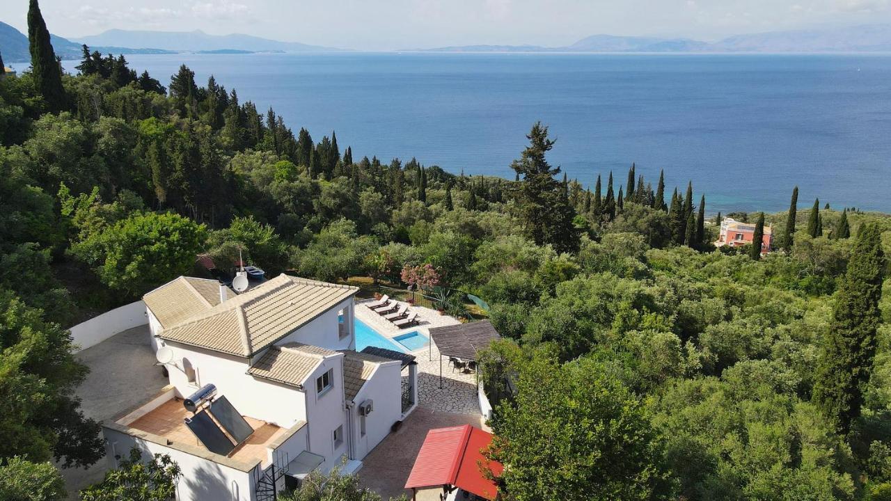 Villa Boukari Chlomos エクステリア 写真